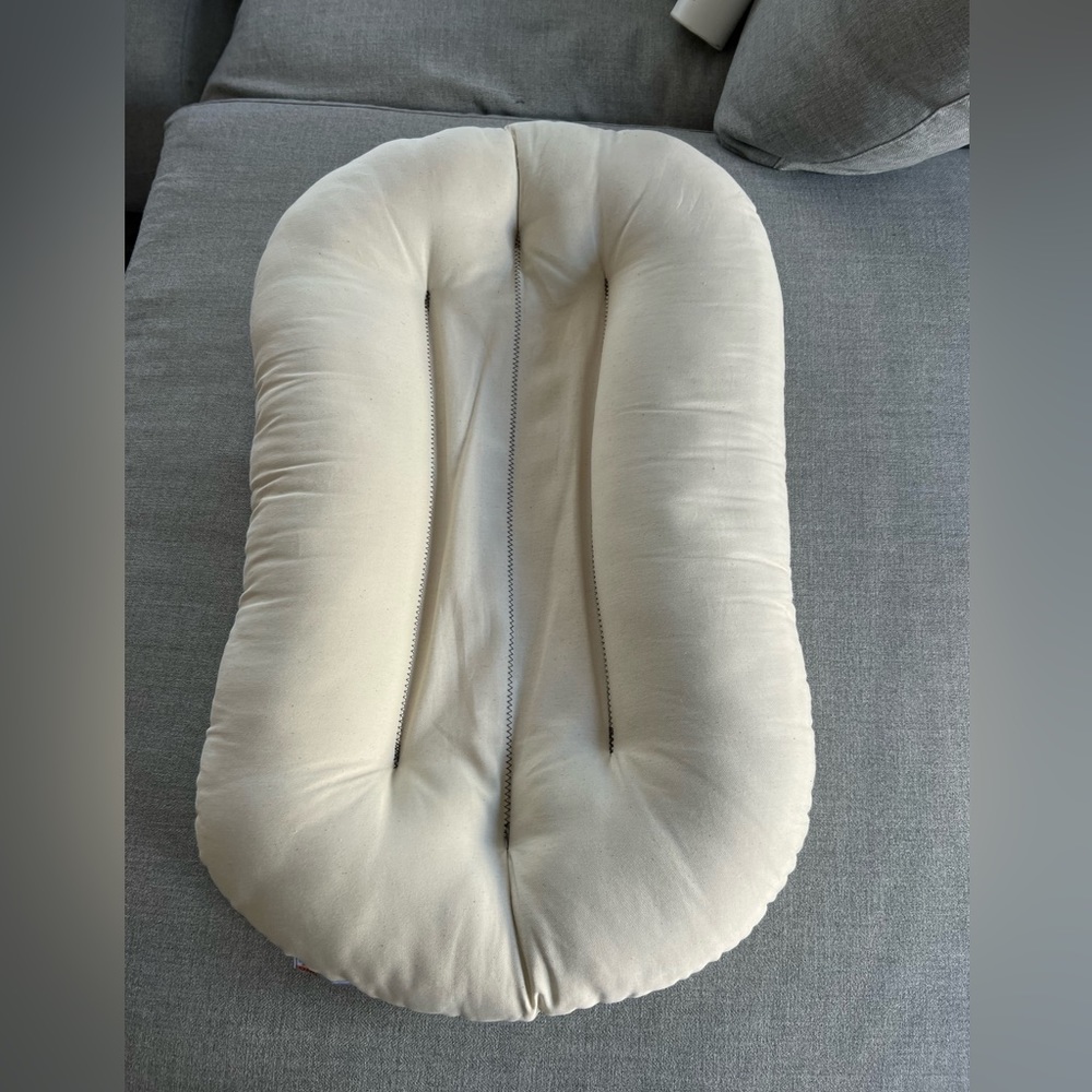Snuggle me organic